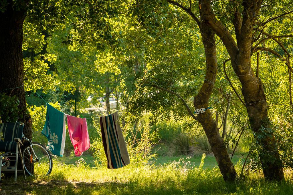Camping La Sousta**** เรอมูแล็งส์ ภายนอก รูปภาพ