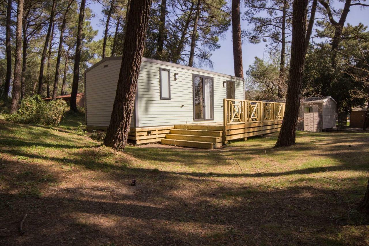 Camping La Sousta**** เรอมูแล็งส์ ภายนอก รูปภาพ